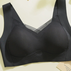 Women's strapless lingerie